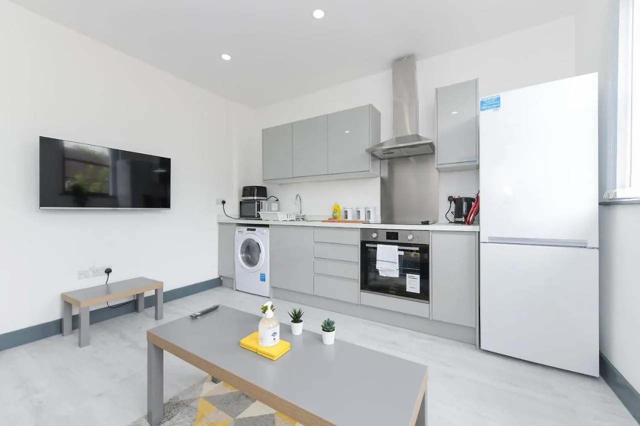 Nottingham City Centre Short Stay Apartments With Parking