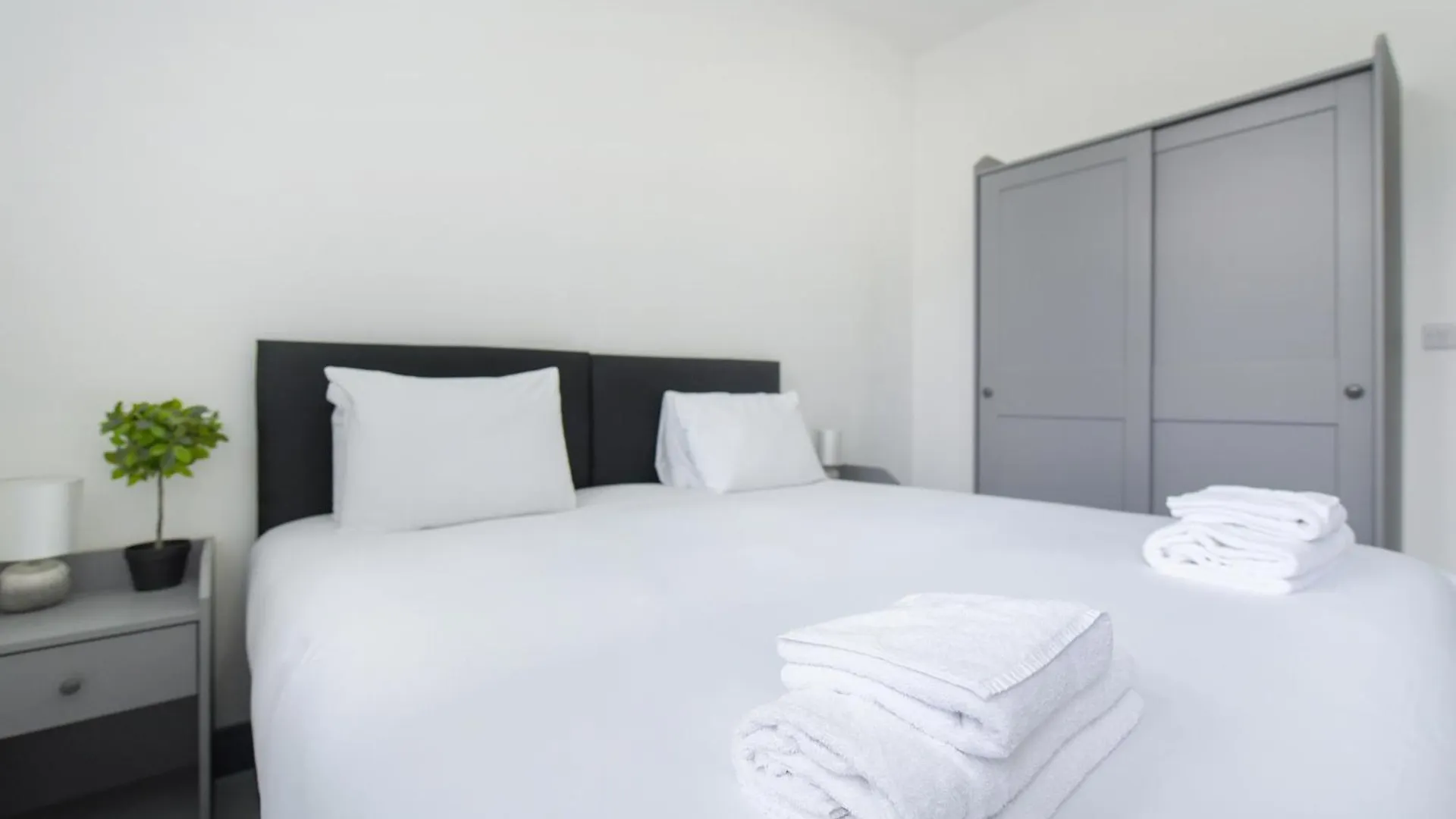 Nottingham City Centre Short Stay Apartments With Parking